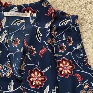 Floral sleeveless popover blouse